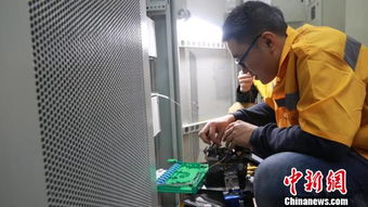 新春走基層 虎峰嶺上的夜行俠